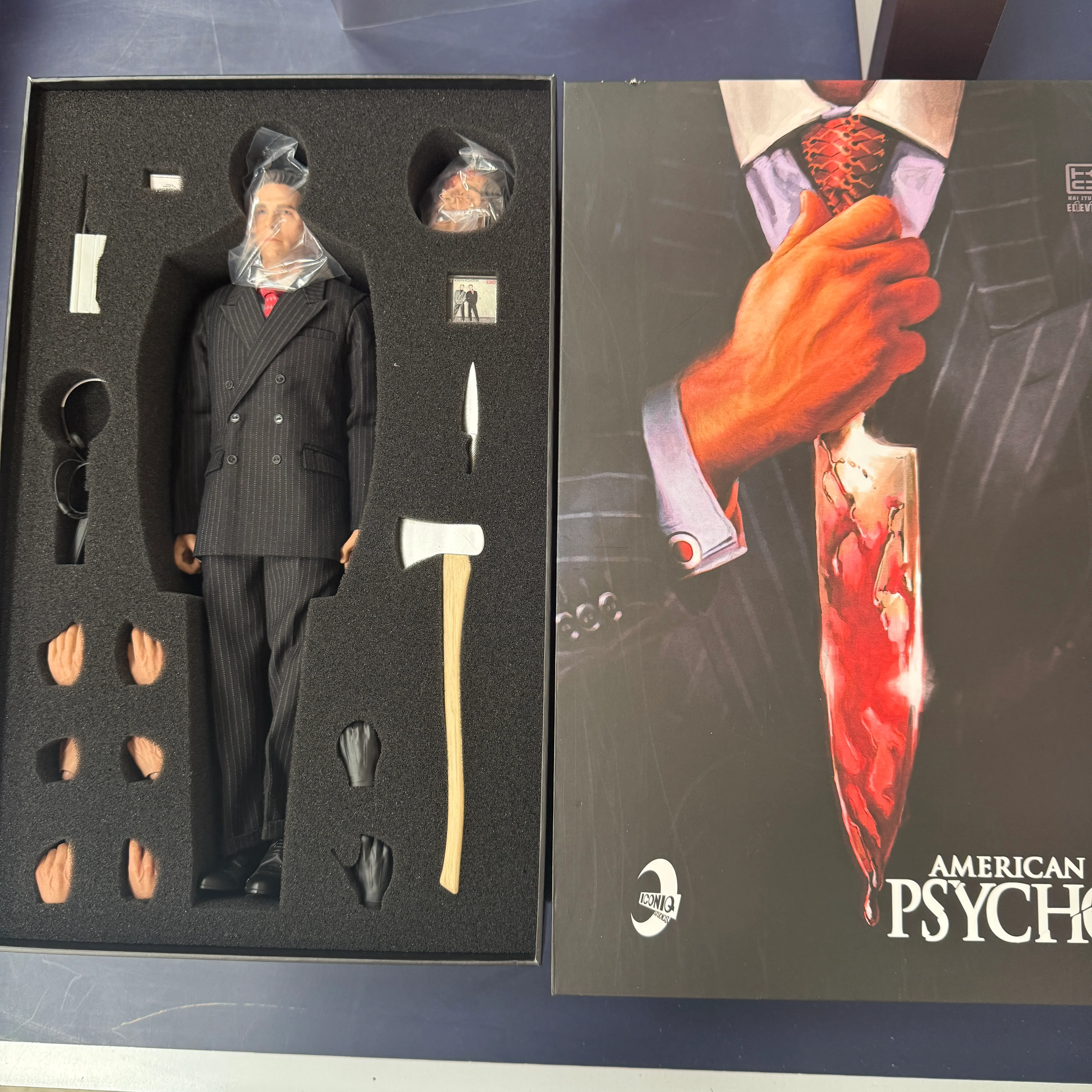 Iconiq Studios American Psycho Patrick Bateman 1/6 Scale Collectible Figure - Image 3