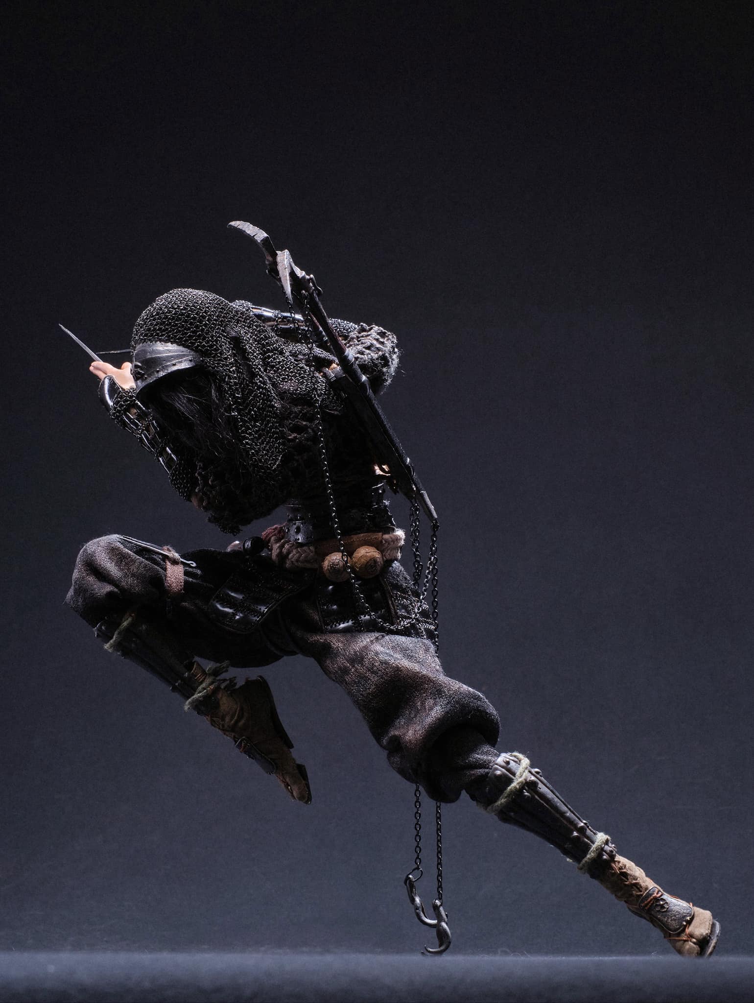 JPTdesign x Pop Costume Myraids of Face Vol.4 Owlet Moth 1/6 Scale Collectible Figure - Image 3