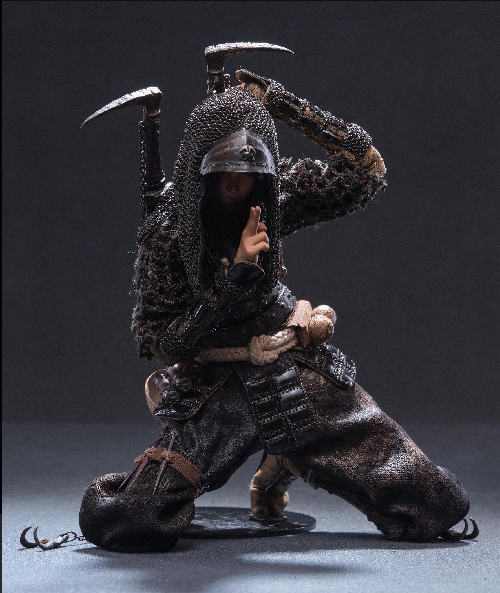 JPTdesign x Pop Costume Myraids of Face Vol.4 Owlet Moth 1/6 Scale Collectible Figure - Image 7