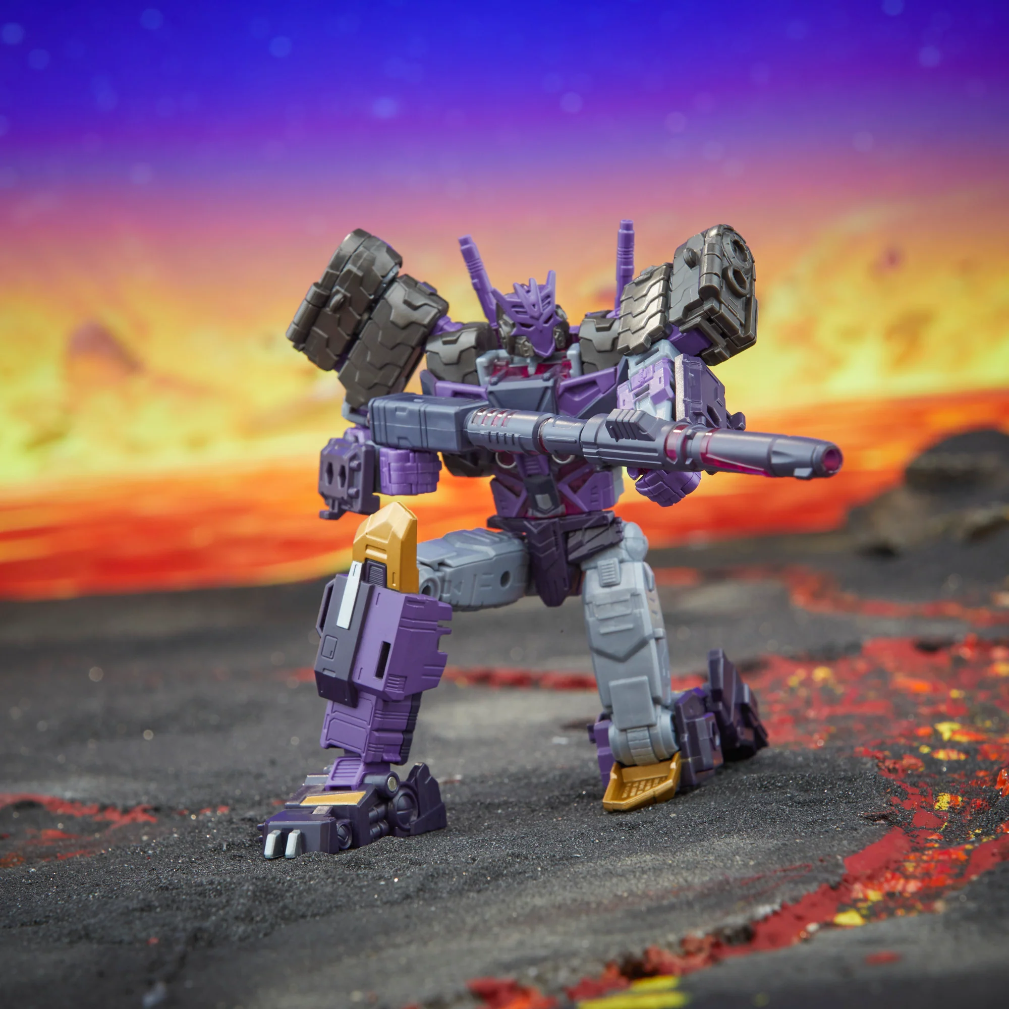 Transformers Legacy United (Comic Universe) Voyager Tarn - Image 7