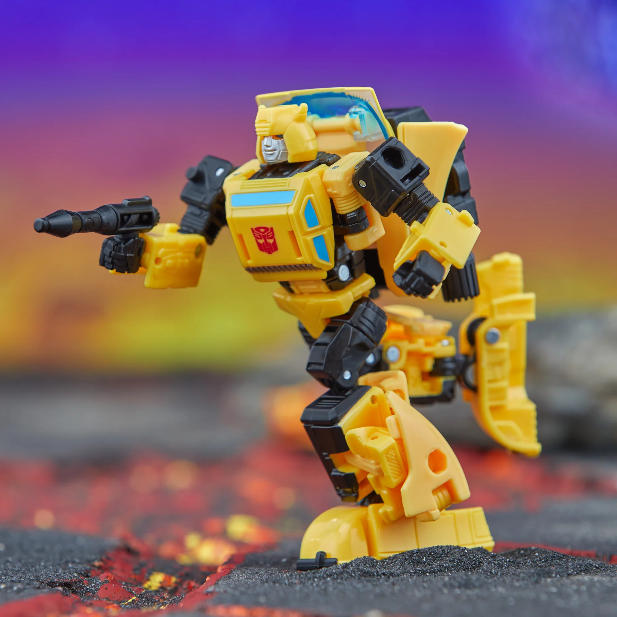 Transformers Legacy United Deluxe Origin Bumblebee - Image 6