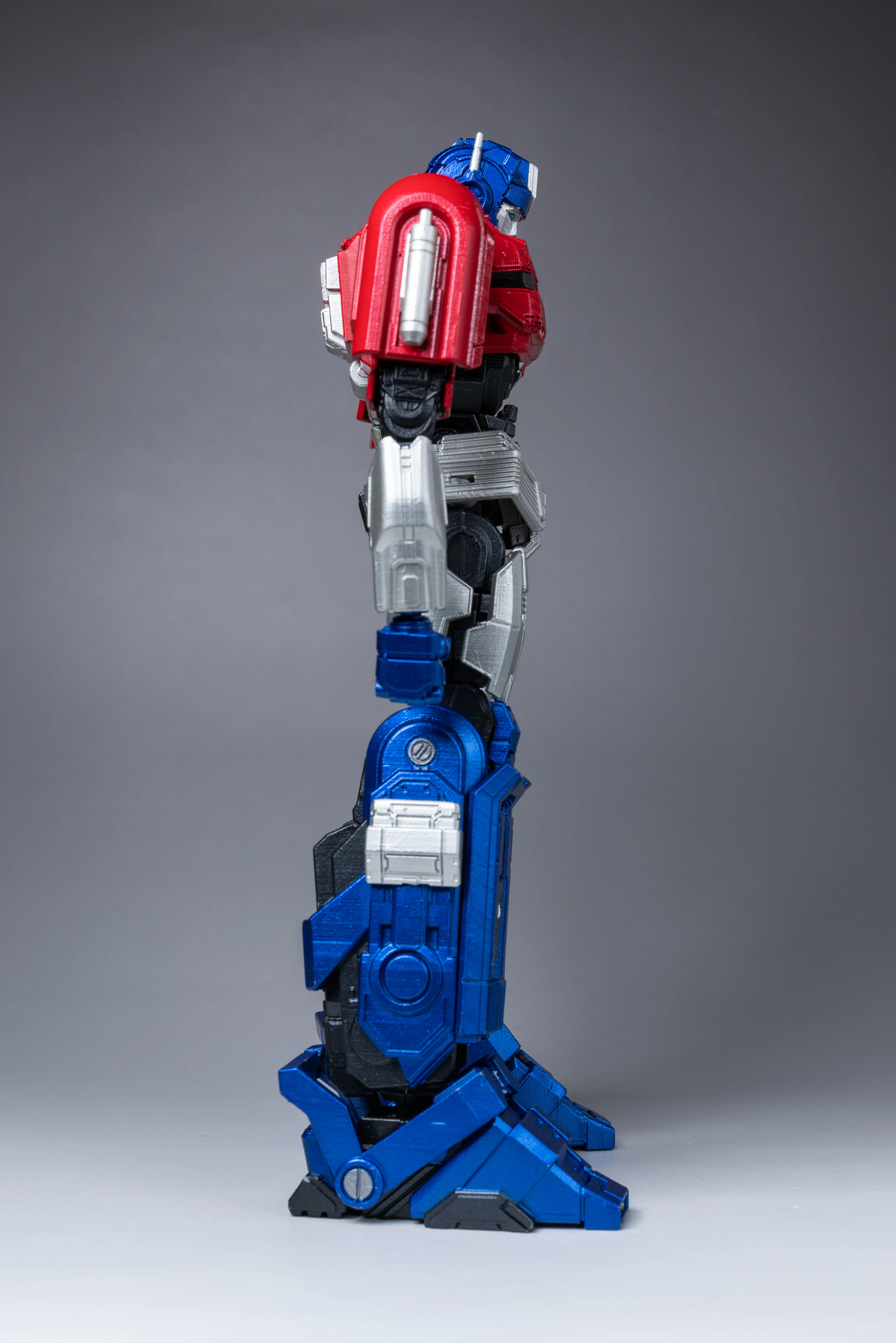 Transformers Yolopark TFOne 20cm Orion Pax Cogged Mode MODEL KIT - Image 4