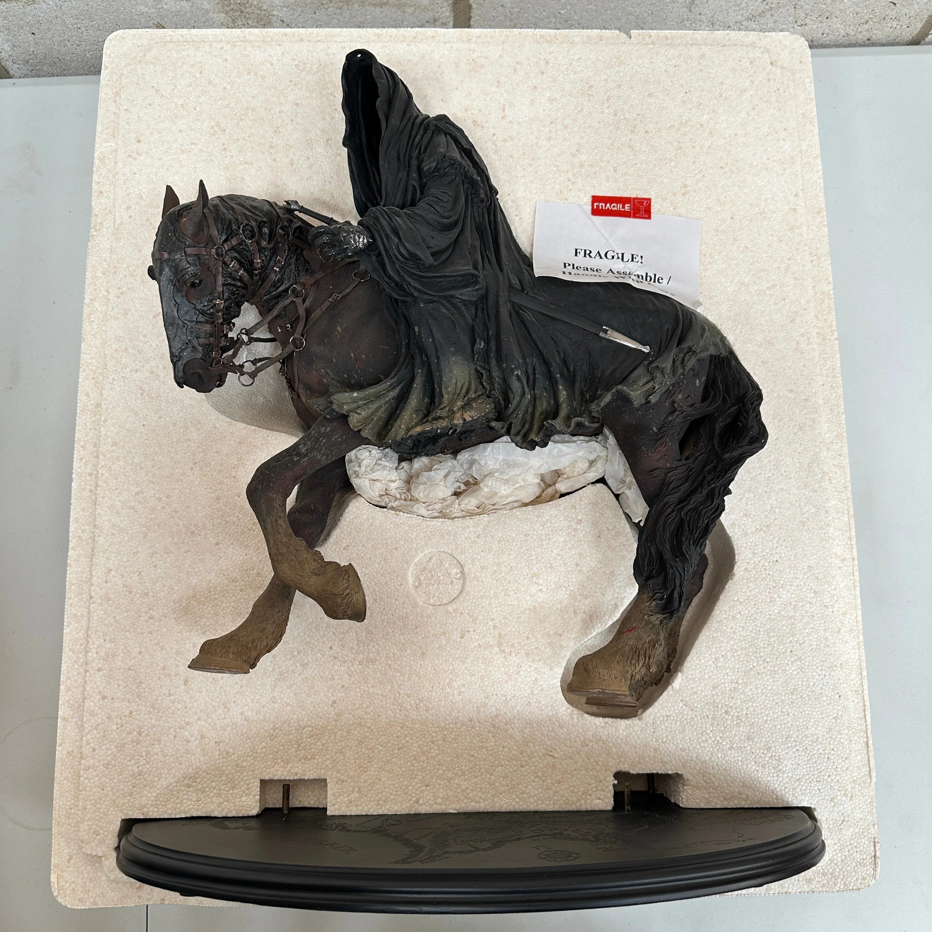 Sideshow Weta Lord of the Rings Ringwraith and Steed Statue PRE OWNED - Image 3
